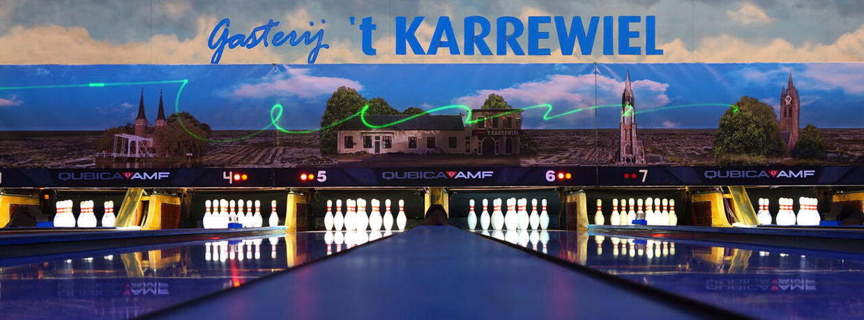 Gasterij 't Karrewiel - Bowlingbanen in blacklight